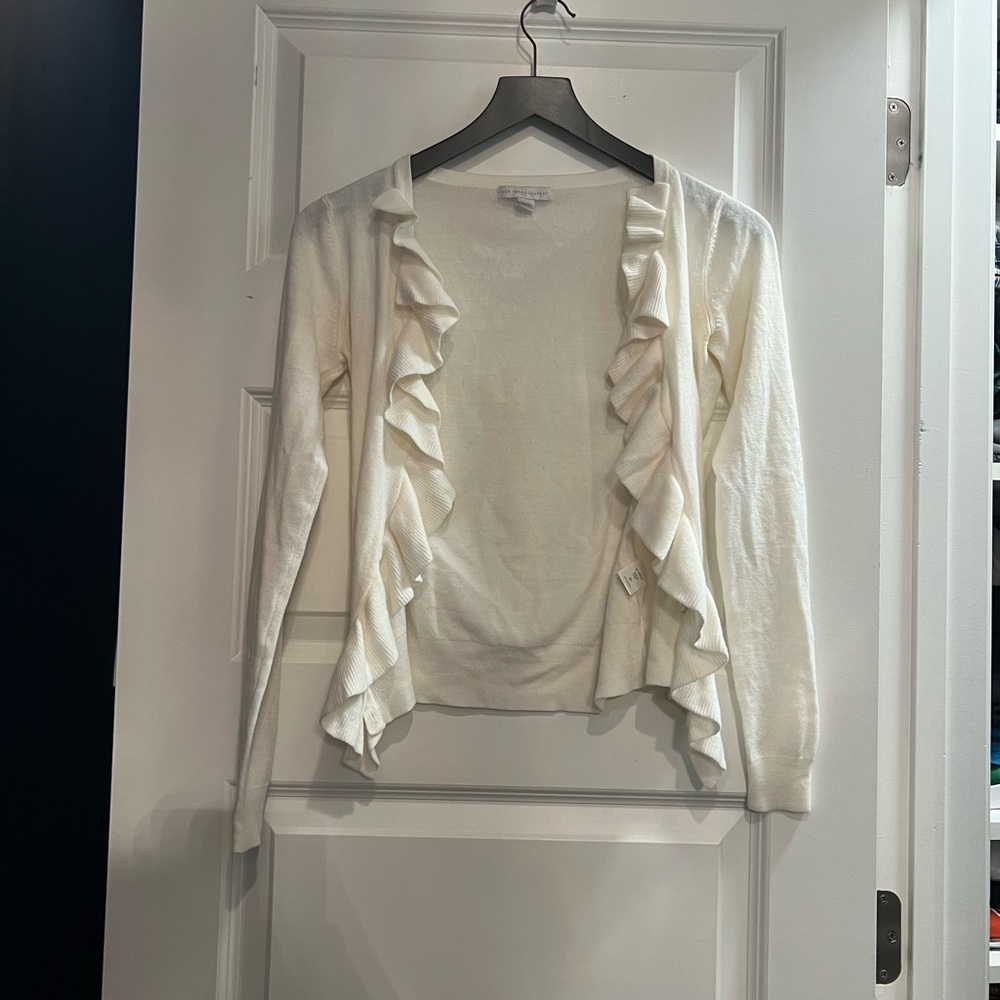 Elegant White Ruffled Women's Sweater